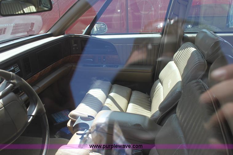 image for item D7929 1995 Buick Park Avenue