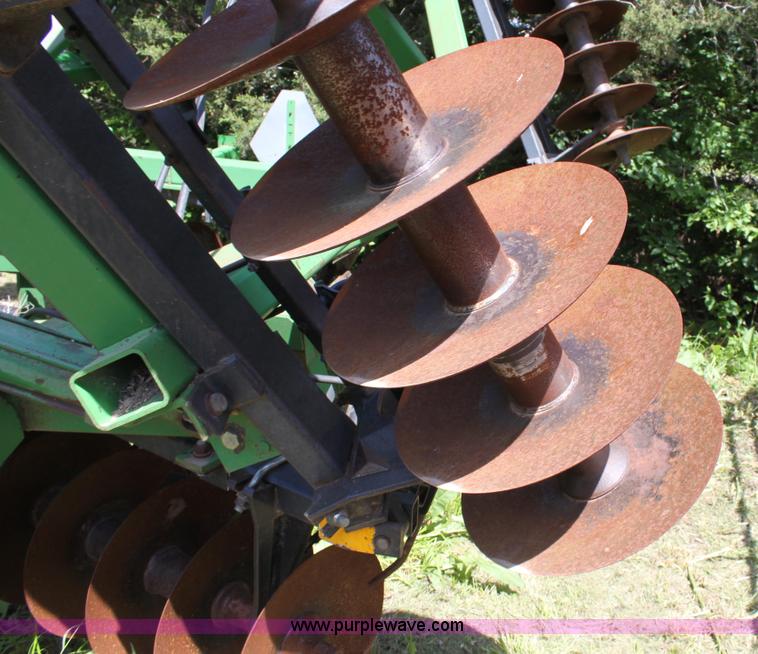 image for item A2703 John Deere 630 26' disk