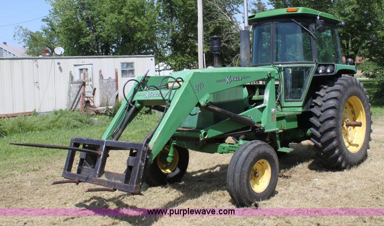 image for item A2712 John Deere 4240 tractor