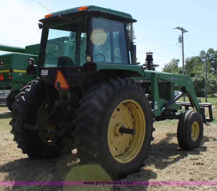 image for item A2712 John Deere 4240 tractor