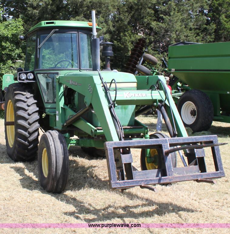 image for item A2712 John Deere 4240 tractor