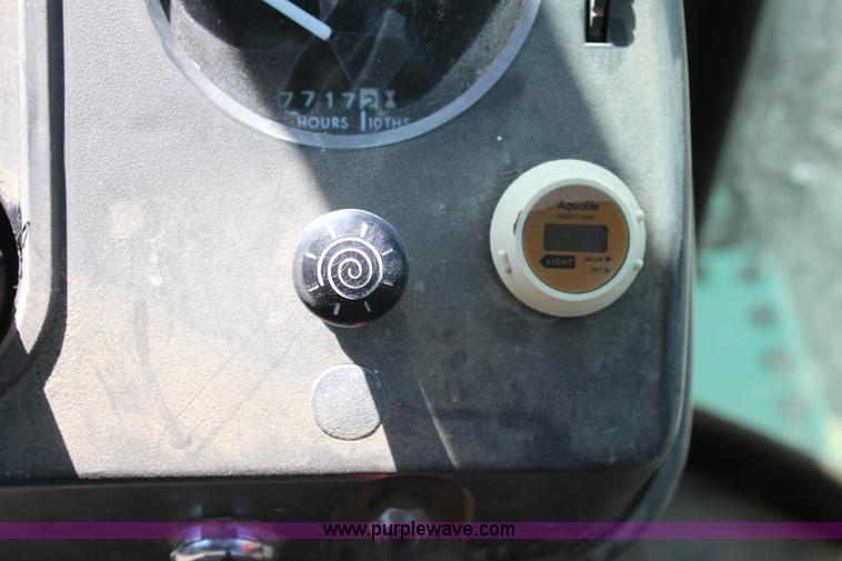 image for item A2712 John Deere 4240 tractor