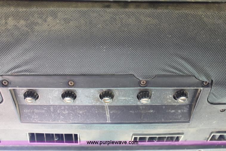 image for item A2712 John Deere 4240 tractor