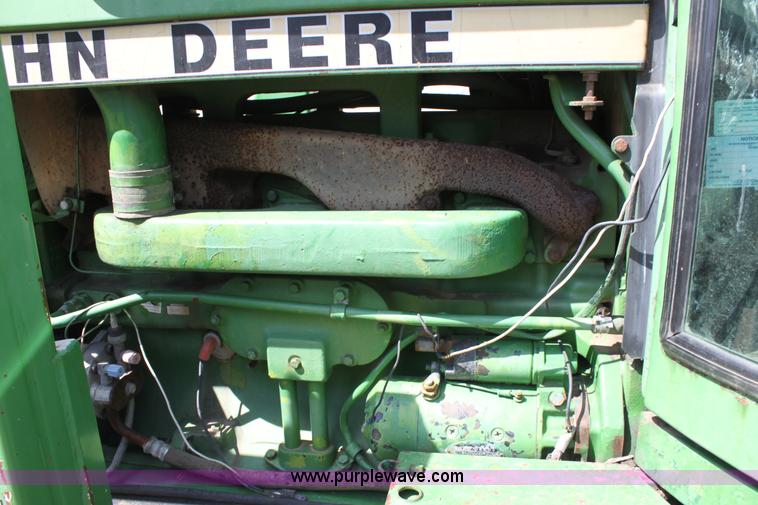 image for item A2712 John Deere 4240 tractor