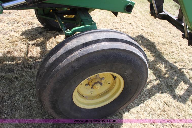 image for item A2712 John Deere 4240 tractor