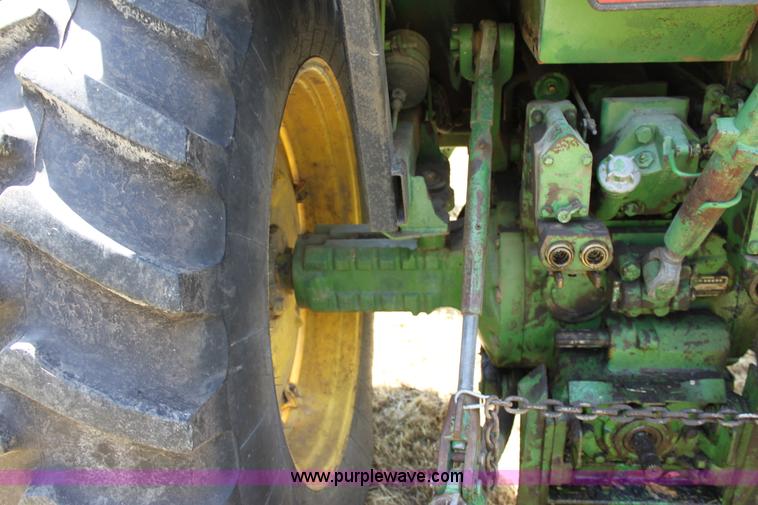 image for item A2712 John Deere 4240 tractor