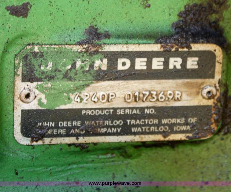 image for item A2712 John Deere 4240 tractor