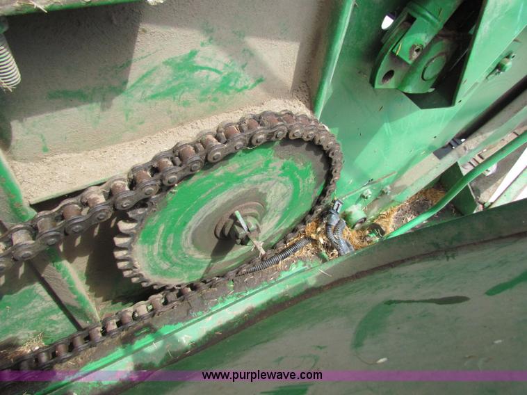 image for item B1284 1992 John Deere 925 flex platform header