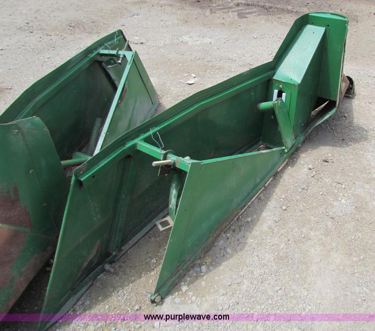 image for item B1284 1992 John Deere 925 flex platform header