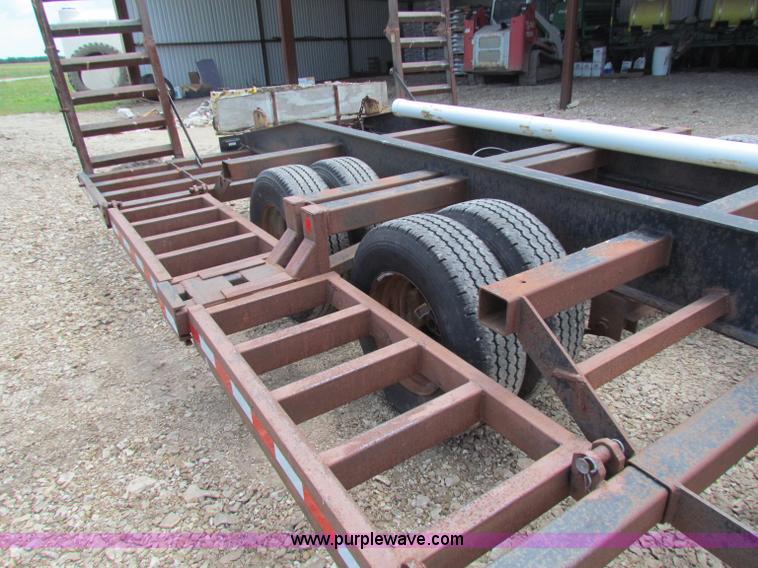 image for item B1287 1990 Jantz-femco sprayer trailer