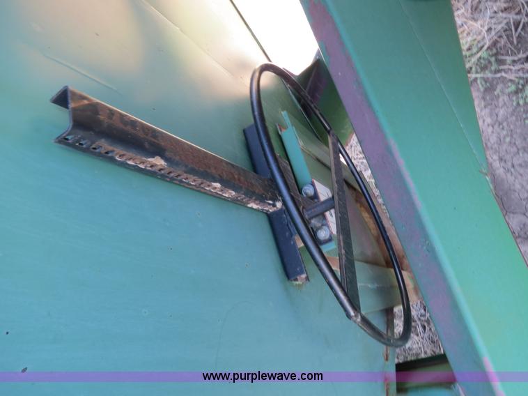 image for item B2302 J&M 675-14 grain cart