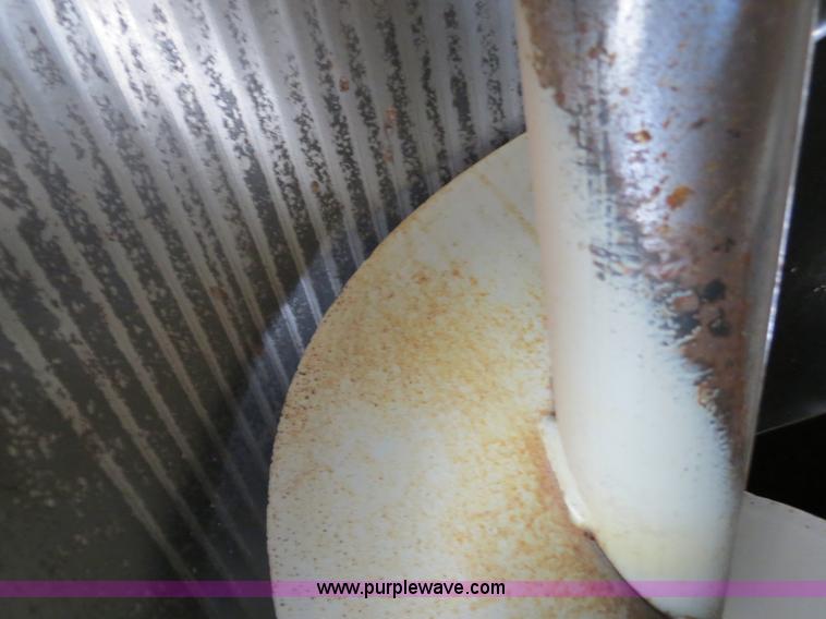 image for item B2302 J&M 675-14 grain cart