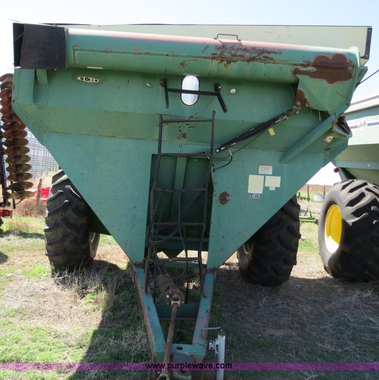 image for item B2303 J&M 675-14 grain cart