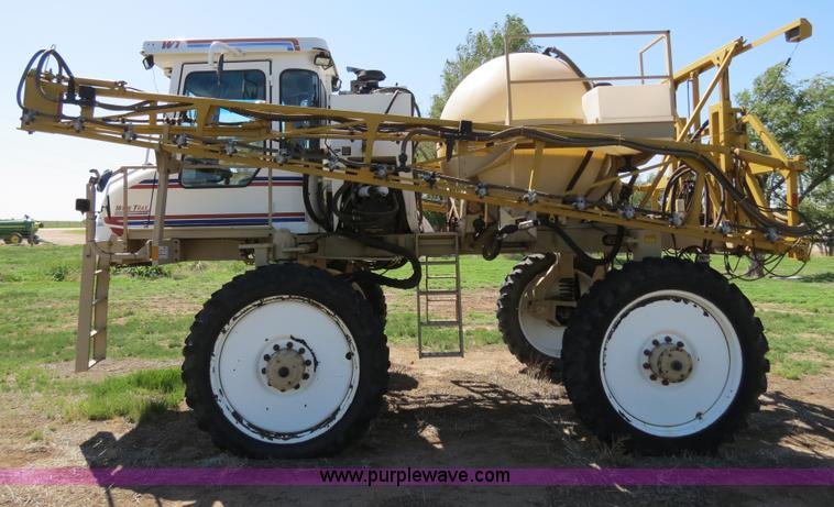 image for item B2306 1998 Tyler Patriot Wide Trax sprayer