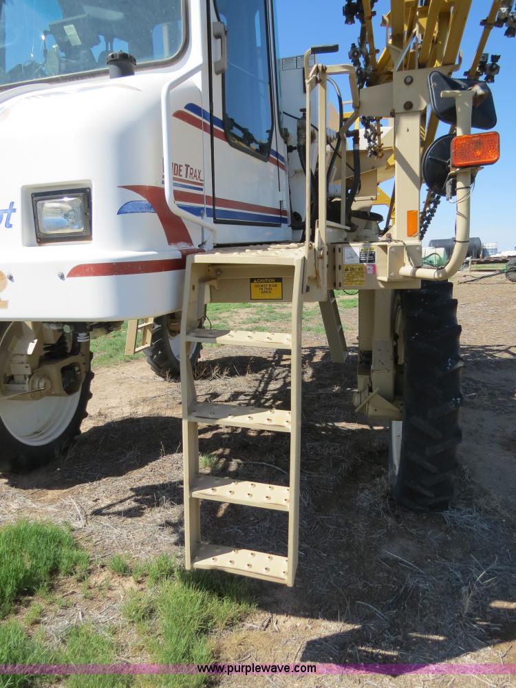 image for item B2306 1998 Tyler Patriot Wide Trax sprayer
