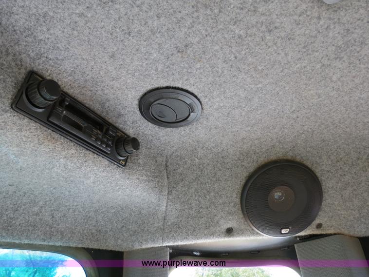 image for item B2306 1998 Tyler Patriot Wide Trax sprayer