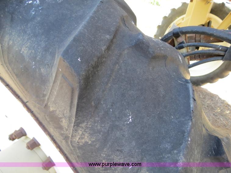 image for item B2306 1998 Tyler Patriot Wide Trax sprayer