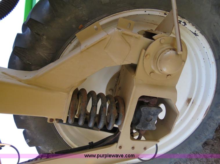 image for item B2306 1998 Tyler Patriot Wide Trax sprayer