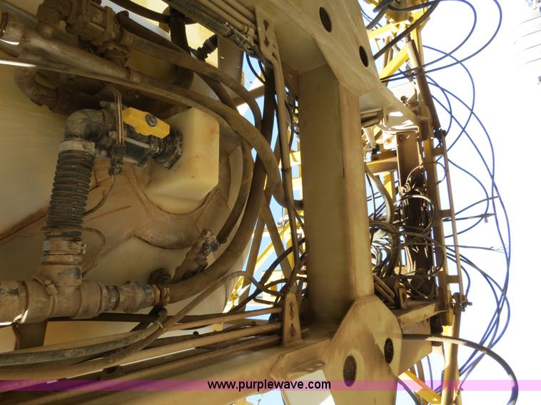 image for item B2306 1998 Tyler Patriot Wide Trax sprayer