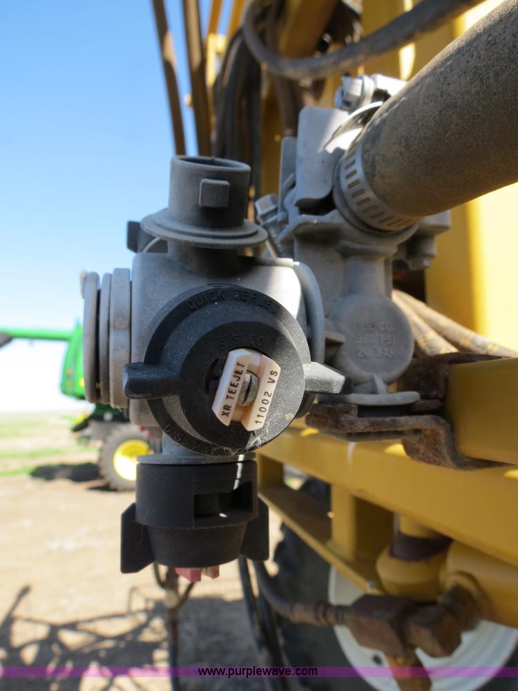 image for item B2306 1998 Tyler Patriot Wide Trax sprayer