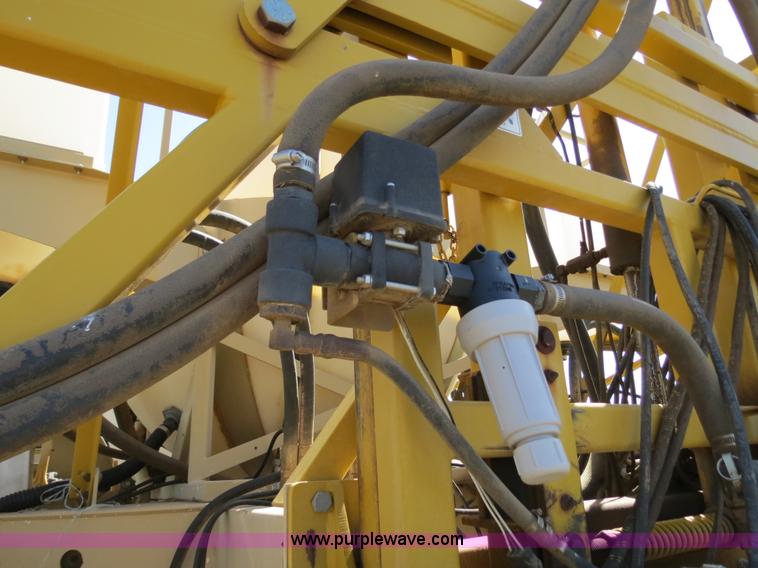 image for item B2306 1998 Tyler Patriot Wide Trax sprayer