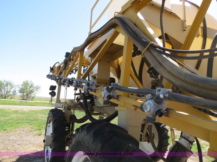 image for item B2306 1998 Tyler Patriot Wide Trax sprayer