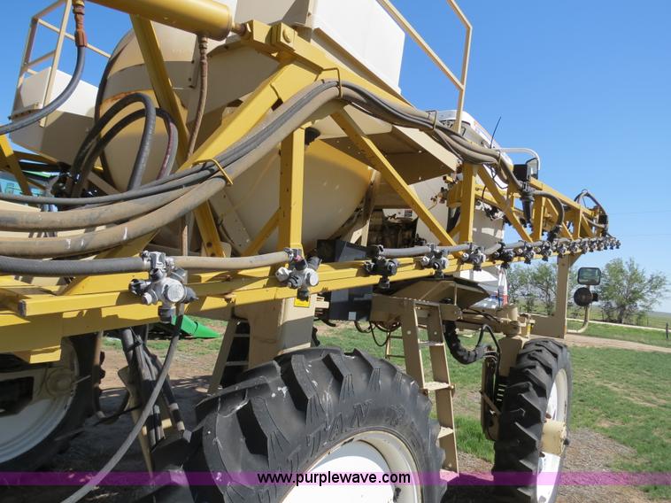 image for item B2306 1998 Tyler Patriot Wide Trax sprayer