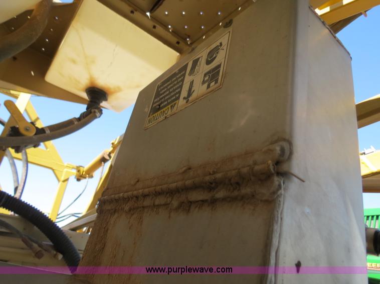 image for item B2306 1998 Tyler Patriot Wide Trax sprayer