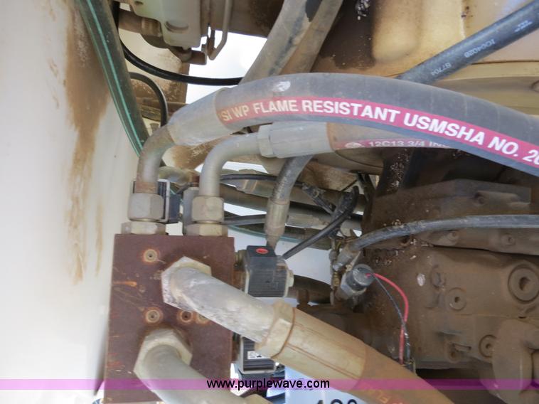 image for item B2306 1998 Tyler Patriot Wide Trax sprayer