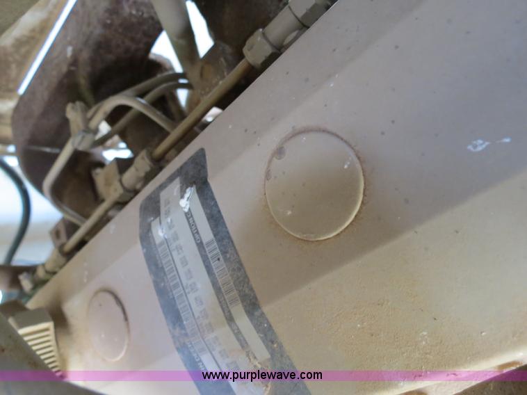 image for item B2306 1998 Tyler Patriot Wide Trax sprayer