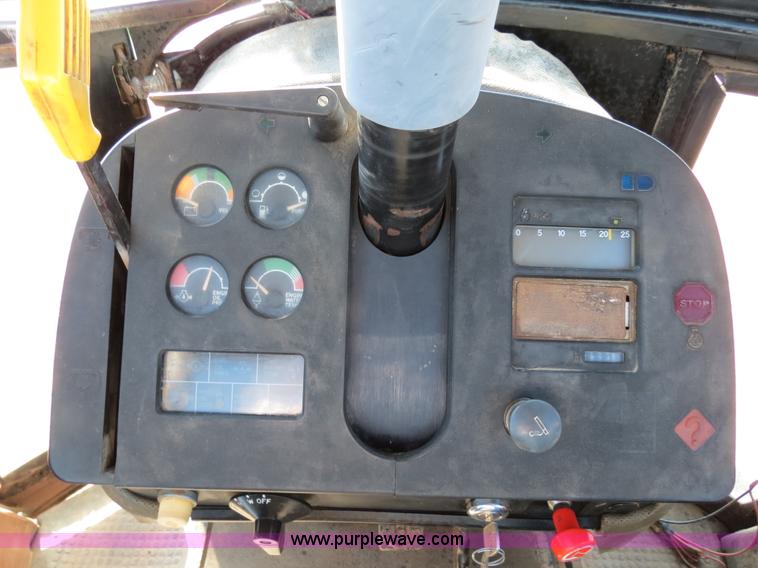 image for item B2308 1983 John Deere 4650 tractor