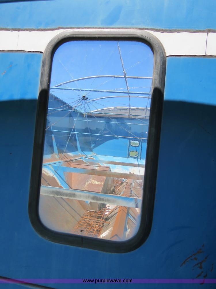 image for item B2324 1999 Kinze 1040 row crop grain cart