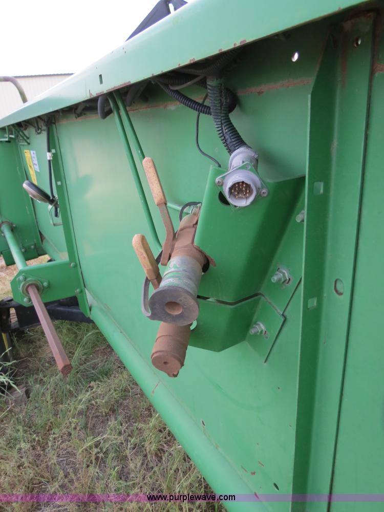 image for item B2333 1998 John Deere 925 25' flex platform head