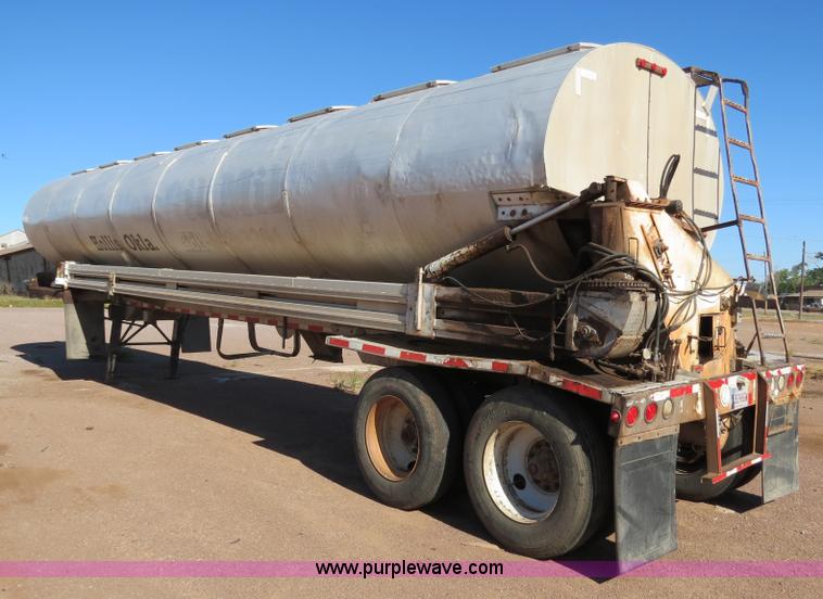 image for item B2346 1992 Ledwell 42' aluminum paddle wagon trailer