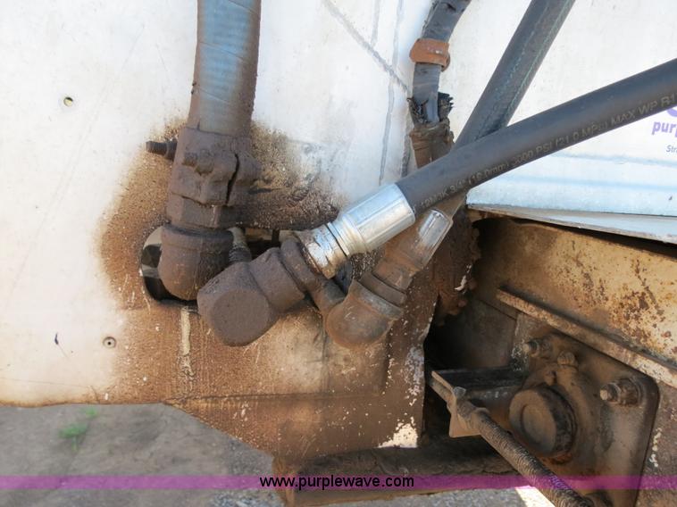 image for item B2346 1992 Ledwell 42' aluminum paddle wagon trailer