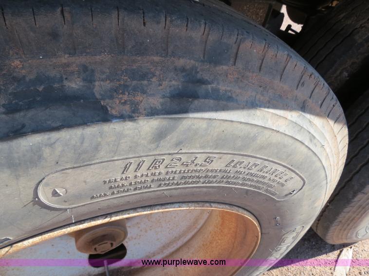 image for item B2346 1992 Ledwell 42' aluminum paddle wagon trailer