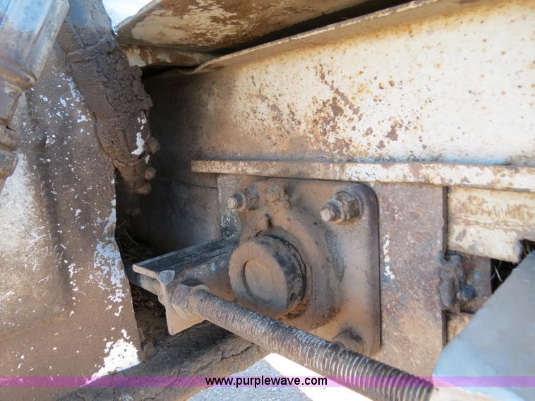 image for item B2346 1992 Ledwell 42' aluminum paddle wagon trailer