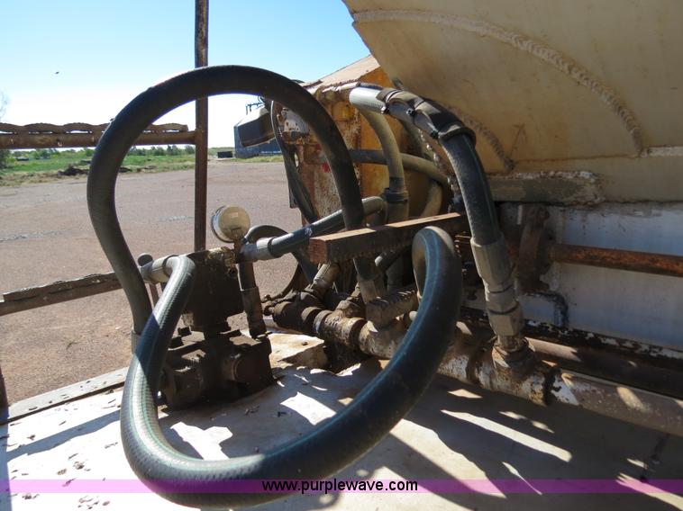 image for item B2346 1992 Ledwell 42' aluminum paddle wagon trailer