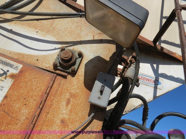 image for item B2346 1992 Ledwell 42' aluminum paddle wagon trailer