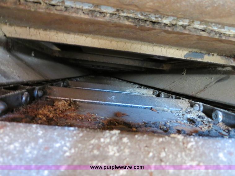 image for item B2346 1992 Ledwell 42' aluminum paddle wagon trailer