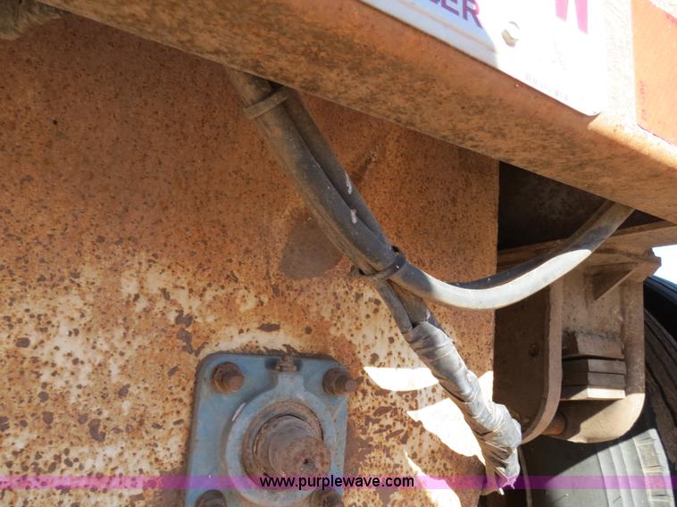 image for item B2346 1992 Ledwell 42' aluminum paddle wagon trailer