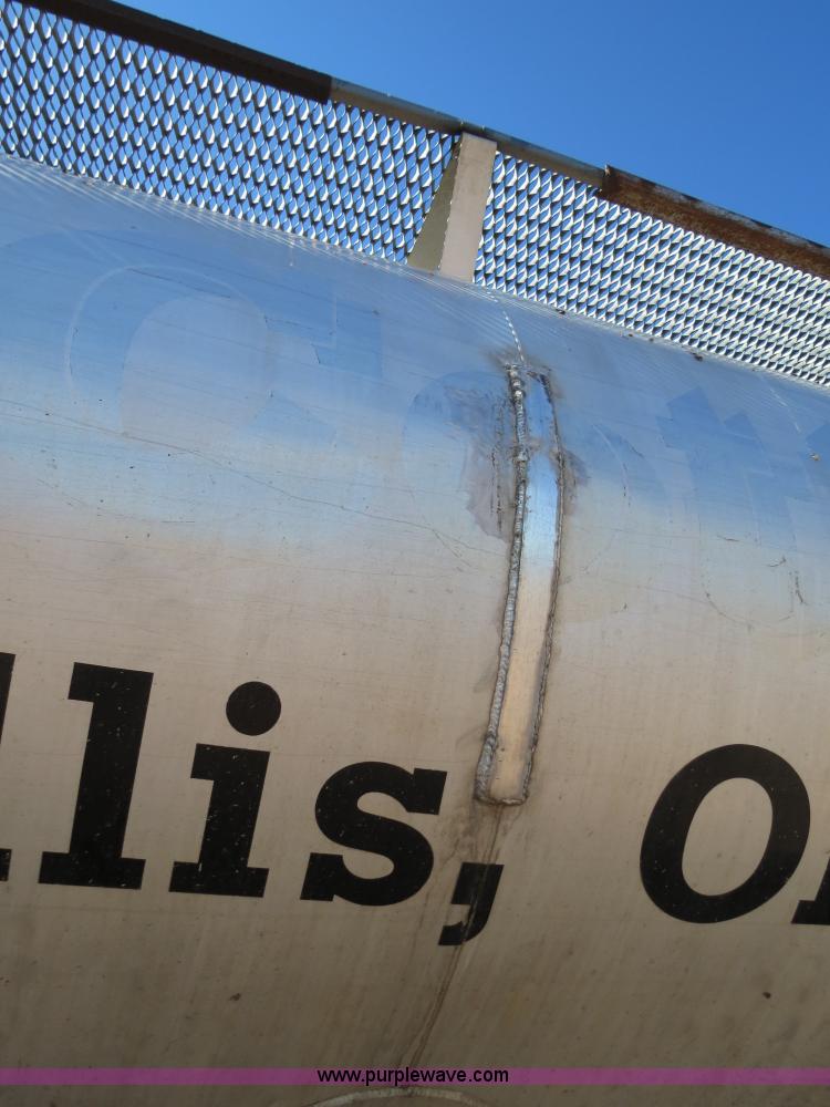 image for item B2346 1992 Ledwell 42' aluminum paddle wagon trailer