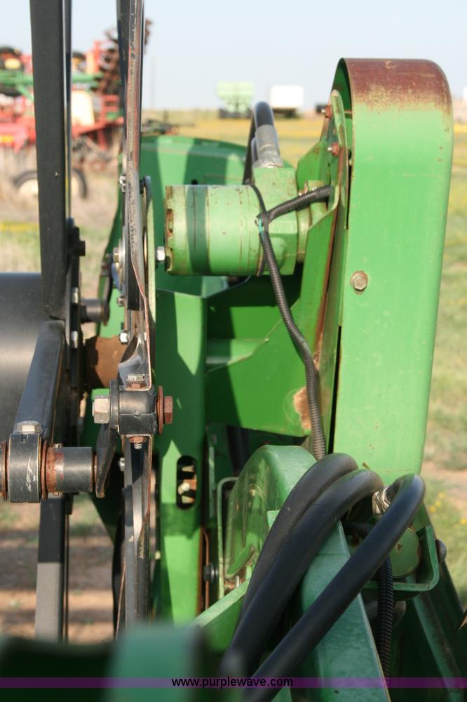 image for item B2348 1996 John Deere 925 25' flex platform header