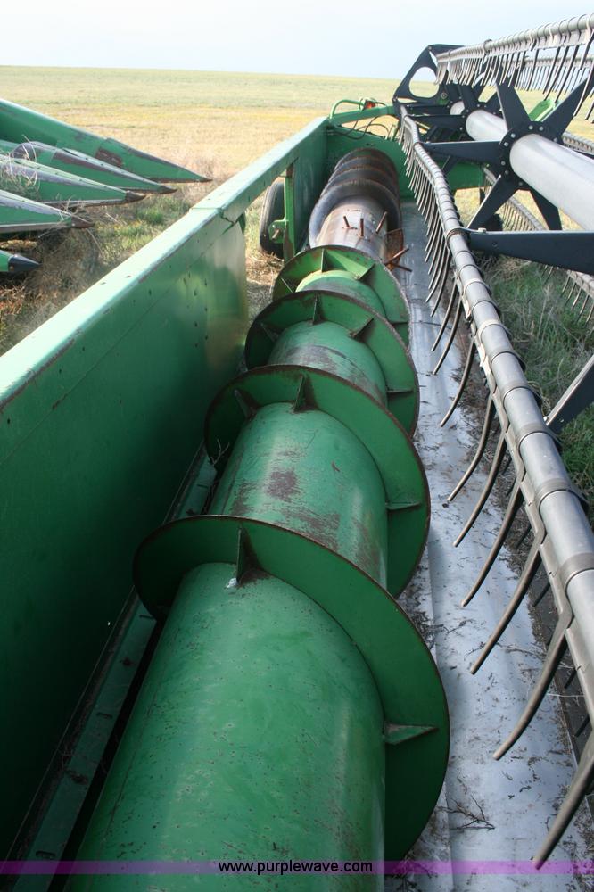 image for item B2348 1996 John Deere 925 25' flex platform header