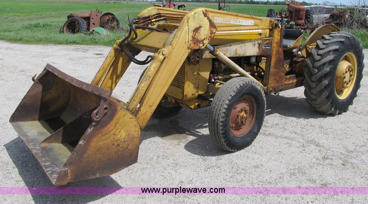 image for item B2699 Massey Ferguson 203 industrial tractor