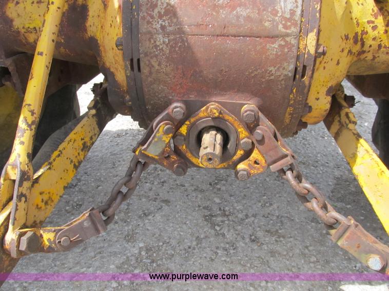 image for item B2699 Massey Ferguson 203 industrial tractor