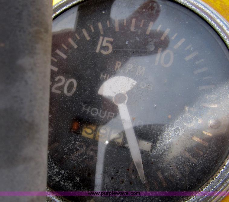 image for item B2699 Massey Ferguson 203 industrial tractor