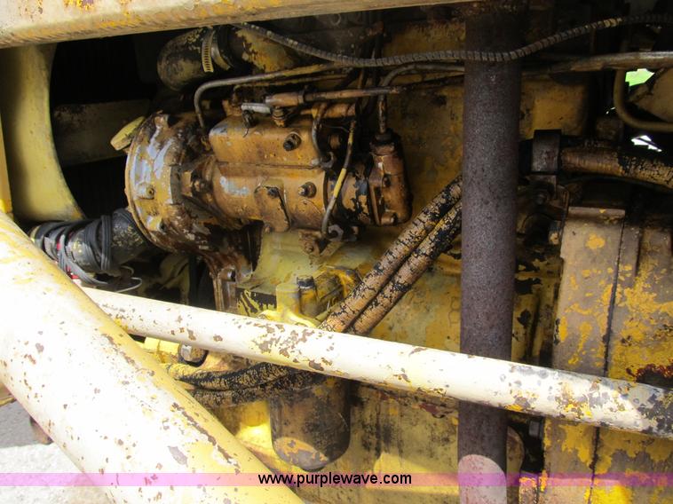 image for item B2699 Massey Ferguson 203 industrial tractor