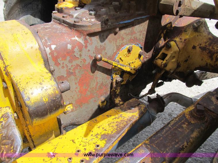 image for item B2699 Massey Ferguson 203 industrial tractor