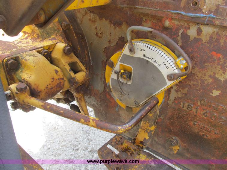 image for item B2699 Massey Ferguson 203 industrial tractor